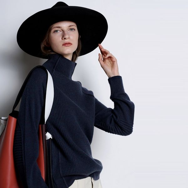 cashmere sweater women high-collar thickened pullover loose sweater large size knitted wool shirt, White;black
cashmere sweater women high-collar thickened pullover loose sweater large size knitted wool shirt, White;black