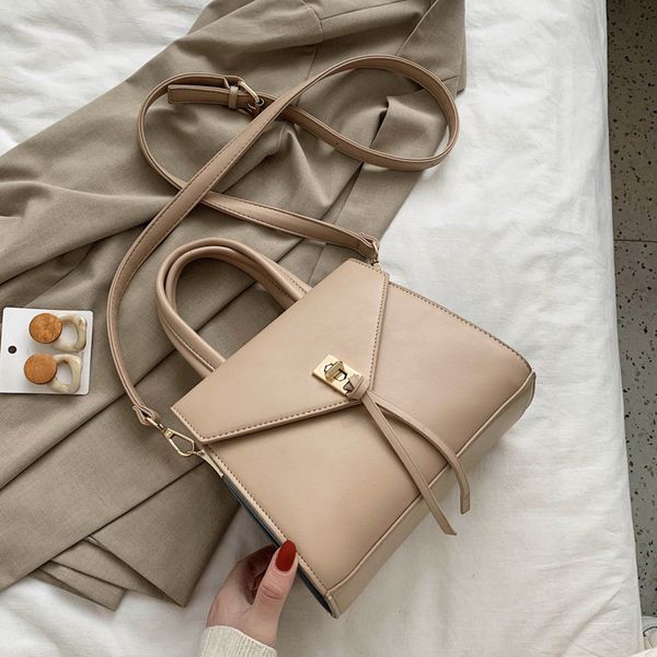 pu большие кожаные crossbody сумки для женщин 2020 tote плеча сумка женщины сумки женские руки sling сумка
pu большие кожаные crossbody сумки для женщин 2020 tote плеча сумка женщины сумки женские руки sling сумка