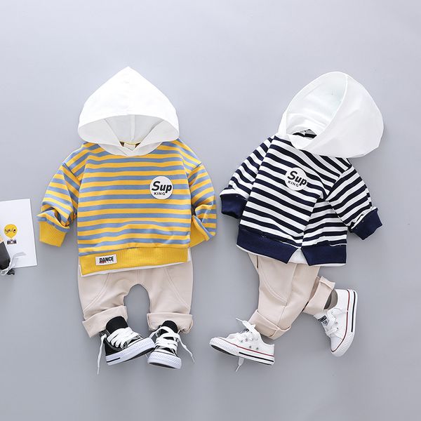 children's wear baby spring and autumn clothes male 01-3 years old tide 4 handsome foreign wind children's clothing boy with hoode, Blue;gray
children's wear baby spring and autumn clothes male 01-3 years old tide 4 handsome foreign wind children's clothing boy with hoode, Blue;gray