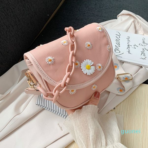 broadband bags 2020 new wave of female wild daisies casual shoulder bag messenger bag saddle bag
broadband bags 2020 new wave of female wild daisies casual shoulder bag messenger bag saddle bag