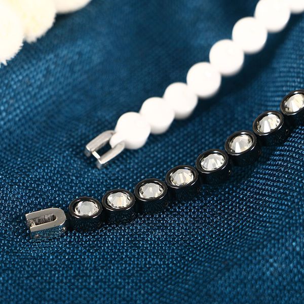 women crystal bracelet with bling australia rhinestone never fade color black white ceramic bangle bracelet wedding jewelry gift, Golden;silver
women crystal bracelet with bling australia rhinestone never fade color black white ceramic bangle bracelet wedding jewelry gift, Golden;silver