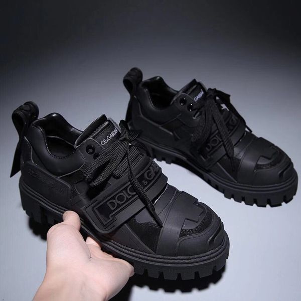 new fashion luxury pointed toe men's shoes luxury italian style dress flat shoes party wedding loafers size 35-45, Black
new fashion luxury pointed toe men's shoes luxury italian style dress flat shoes party wedding loafers size 35-45, Black