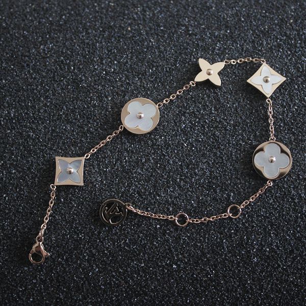 rose gold mother of pearl bracelet women clover bracelets charms valentine's day fine jewelry, Golden;silver
rose gold mother of pearl bracelet women clover bracelets charms valentine's day fine jewelry, Golden;silver