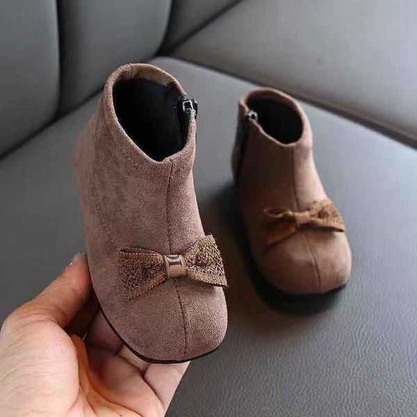 quality man woman boots real leather pointed flat shoes ankle boots martin boot fashion boot with box shoes011 022, Black;grey
quality man woman boots real leather pointed flat shoes ankle boots martin boot fashion boot with box shoes011 022, Black;grey