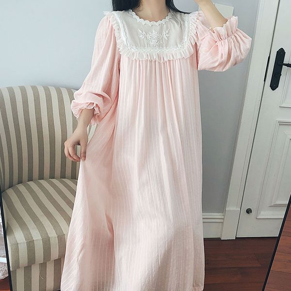ladies nightgown nightdress vintage sleepwear dress long sleeves homewear sweet woman princess nightgowns autumn, Black;red
ladies nightgown nightdress vintage sleepwear dress long sleeves homewear sweet woman princess nightgowns autumn, Black;red