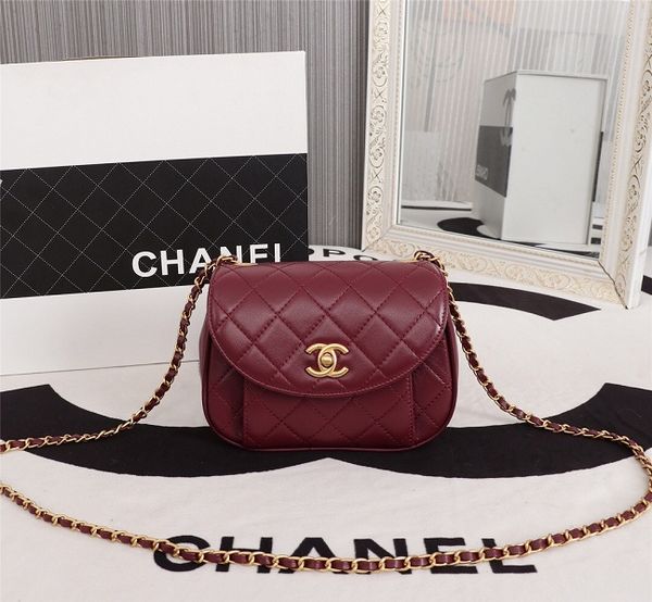 Original high quality Women's Classic Flap Pig bag Chain Bag sheepskin Crossbody bag Fashion Shoulder Bags
Original high quality Women's Classic Flap Pig bag Chain Bag sheepskin Crossbody bag Fashion Shoulder Bags