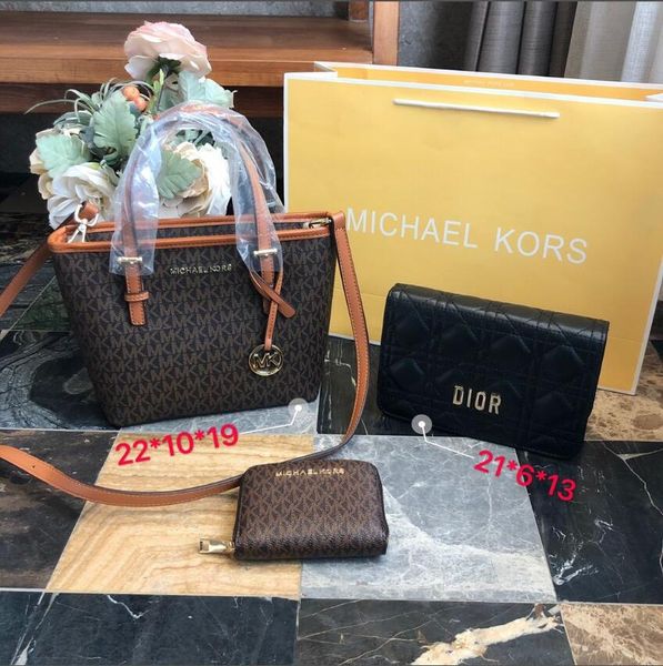 three-piece set of popular style handbags italian brand name fashionable leather handbags ladies handbags shoulder bags ladies-02
three-piece set of popular style handbags italian brand name fashionable leather handbags ladies handbags shoulder bags ladies-02
