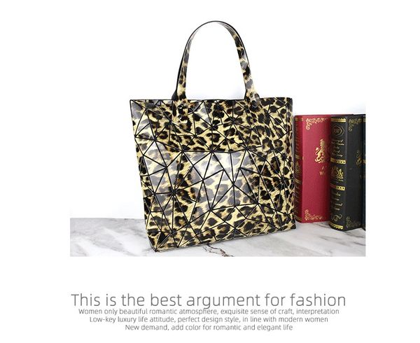 fashion lingge ladies bag european and american style design leopard large capacity folding geometric shoulder bag pu handbag wholesale
fashion lingge ladies bag european and american style design leopard large capacity folding geometric shoulder bag pu handbag wholesale