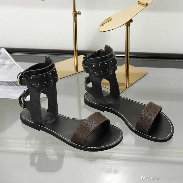 fashion luxury designer women shoes print letter leather sandal studs buckle strap casual open toe sandals size 35-40, Black
fashion luxury designer women shoes print letter leather sandal studs buckle strap casual open toe sandals size 35-40, Black
