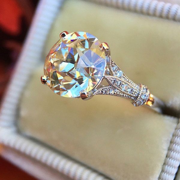 fashion crystal rhinestone round ring female wedding rings gemstone knuckle finger band set imitation diamond lady designer jewelry finding, Slivery;golden
fashion crystal rhinestone round ring female wedding rings gemstone knuckle finger band set imitation diamond lady designer jewelry finding, Slivery;golden