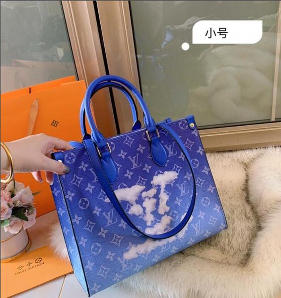 2020 designer handbags fashion woman shoulder bags rivet accessory chain slanting bar wallet outdoor bag j020