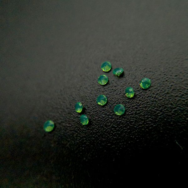 #209/1 good quality high temperature resistance nano gems facet round 0.8-2.2mm dark chrysoprase green synthetic gemstone 2000pcs/lot, Black
#209/1 good quality high temperature resistance nano gems facet round 0.8-2.2mm dark chrysoprase green synthetic gemstone 2000pcs/lot, Black