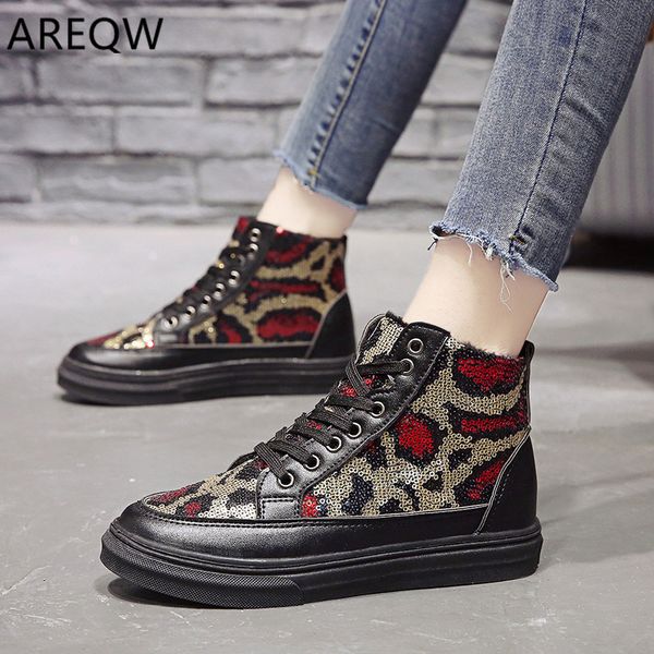 winter boots women fashion platform ankle boots lace up snow shoes woman warm plush 2020 new winter, Black
winter boots women fashion platform ankle boots lace up snow shoes woman warm plush 2020 new winter, Black