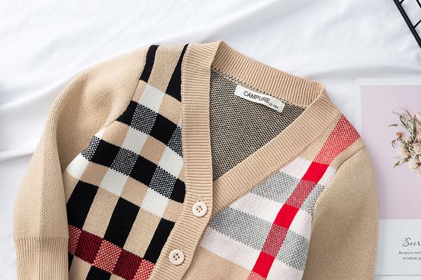 childrens knitting cardigan 2019 autumn boys england style classical plaid sweater toddlers v neck cotton gentleman sweater, Blue
childrens knitting cardigan 2019 autumn boys england style classical plaid sweater toddlers v neck cotton gentleman sweater, Blue