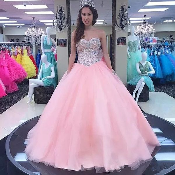 unique plus size lace tulle a-line 2020 sweetheart sleeveless quinceanera dresses luxury beaded princess prom party ball gowns, Blue;red
unique plus size lace tulle a-line 2020 sweetheart sleeveless quinceanera dresses luxury beaded princess prom party ball gowns, Blue;red