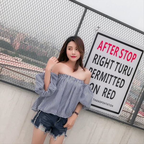 2019 women's seaside holiday pengpeng shirt doll doll one-line collar bubble sleeve t-shirt, White
2019 women's seaside holiday pengpeng shirt doll doll one-line collar bubble sleeve t-shirt, White