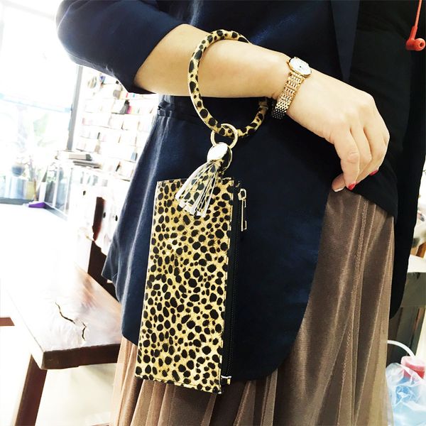 fashionable leopard print pu leather bracelet keychain creative zero wallet bracelet key ring women mobile wallet pendant gift, Silver
fashionable leopard print pu leather bracelet keychain creative zero wallet bracelet key ring women mobile wallet pendant gift, Silver