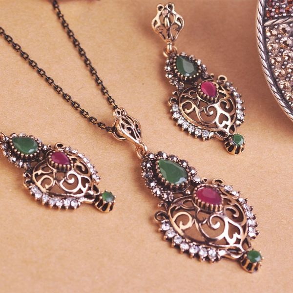 tulip vintage turkish jewelry sets necklace & earrings & ring luxury resin crystal red blue jewelry bijuterias women collar sets, Silver
tulip vintage turkish jewelry sets necklace & earrings & ring luxury resin crystal red blue jewelry bijuterias women collar sets, Silver