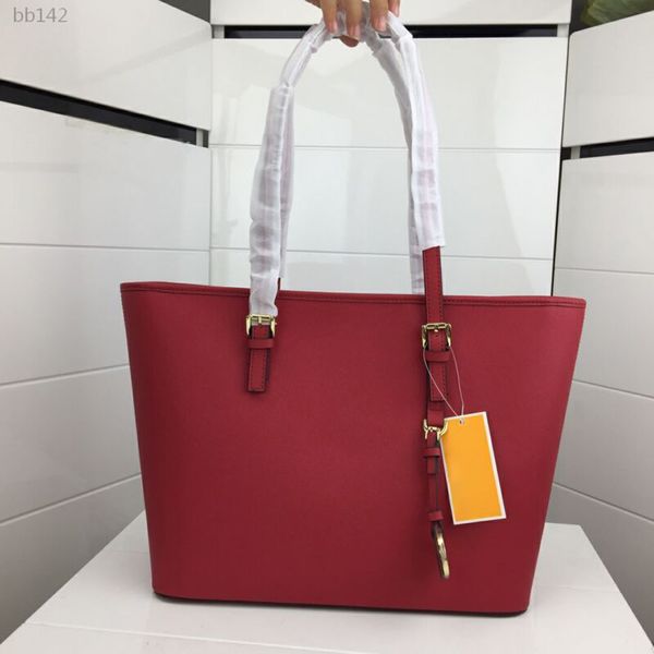luxury designer large totes fashion retro crossbody bags phone pockets leather women bag for fashion
luxury designer large totes fashion retro crossbody bags phone pockets leather women bag for fashion