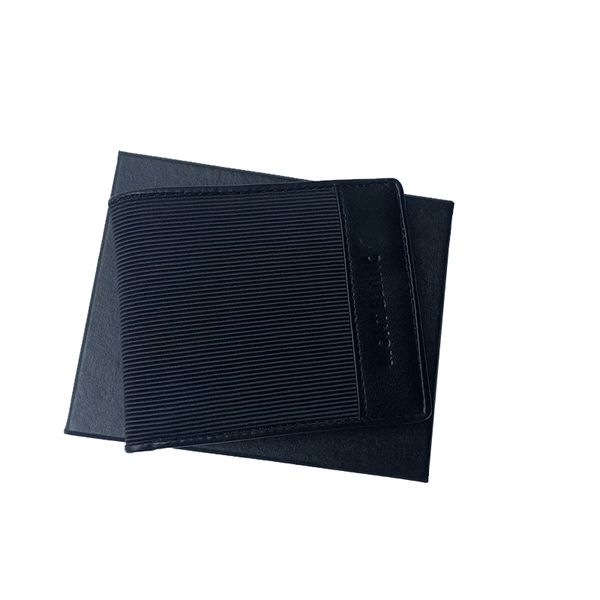 2020 famous brand genuine leather men wallets with coin pocket credit card holders man purses male billfold high quality, Red;black
2020 famous brand genuine leather men wallets with coin pocket credit card holders man purses male billfold high quality, Red;black