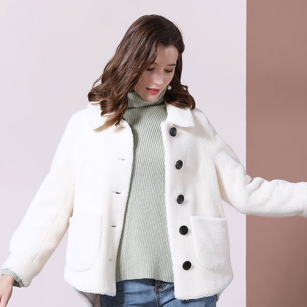 2020 autumn and winter new small wool coat women's chic loose thin casual lambs short coat, Black
2020 autumn and winter new small wool coat women's chic loose thin casual lambs short coat, Black