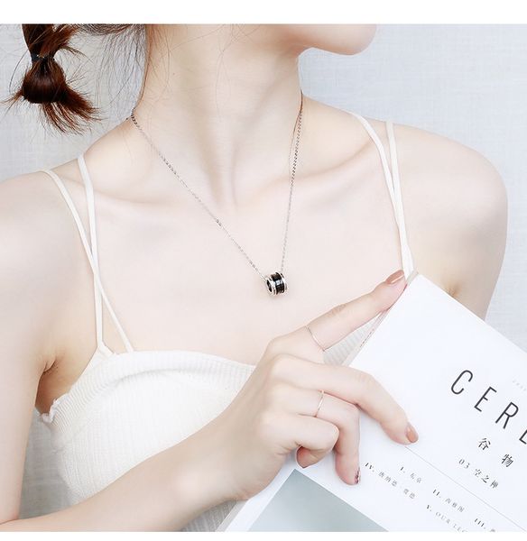 2020 новый бесплатная доставка женщины ювелирные изделия дизайнер ожерелье роскошные буль ожерелья для женщин кулон ожерелья женские ювелирн, Silver
2020 новый бесплатная доставка женщины ювелирные изделия дизайнер ожерелье роскошные буль ожерелья для женщин кулон ожерелья женские ювелирн, Silver