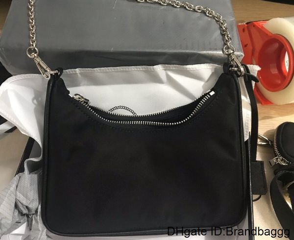 new 2020 cross body bags messenger 2 pc with box shoulder cross-body bag zipper lady chest chain sac tote
new 2020 cross body bags messenger 2 pc with box shoulder cross-body bag zipper lady chest chain sac tote