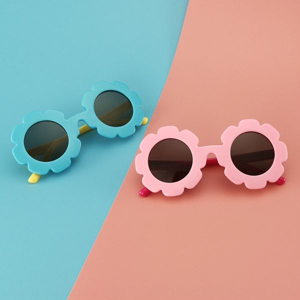 silicone children's polarized sun flower zouju children's simple all-match sunglasses silicone sun glasses baby's sunglasses, Blue
silicone children's polarized sun flower zouju children's simple all-match sunglasses silicone sun glasses baby's sunglasses, Blue
