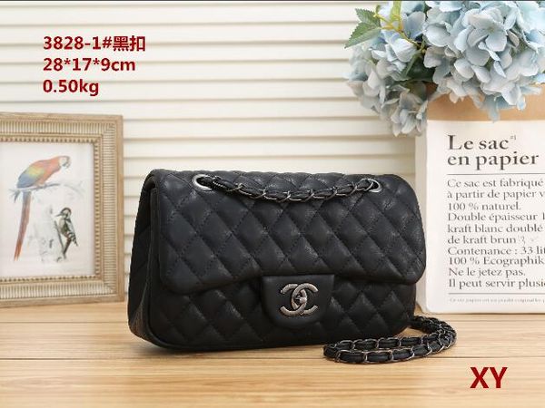 2020 designer luxury ladies shoulder messenger portable backpack large capacity universal retro classic formal handbag purse shopping bag
2020 designer luxury ladies shoulder messenger portable backpack large capacity universal retro classic formal handbag purse shopping bag