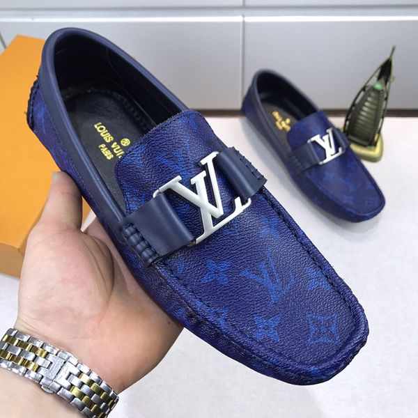 2019 new fashion superstar men's casual shoes luxury designer sports shoes leather letter printing embossed size 38-45, Black
2019 new fashion superstar men's casual shoes luxury designer sports shoes leather letter printing embossed size 38-45, Black