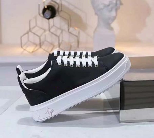 with box sneaker casual shoes trainers fashion sports shoes leather boots sandals slippers vintage air for woman 02l1802, Black
with box sneaker casual shoes trainers fashion sports shoes leather boots sandals slippers vintage air for woman 02l1802, Black