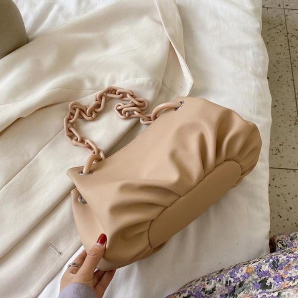 2020 new summer solid thick chain one-shoulder underarm bag women's western style pleated cloud cross-body baguette bag
2020 new summer solid thick chain one-shoulder underarm bag women's western style pleated cloud cross-body baguette bag