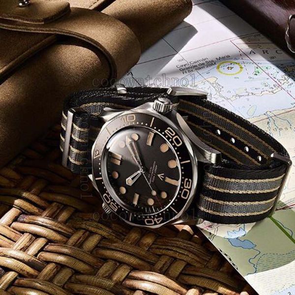 luxury new 300m dial de professional black watches designer mechanical automatic mens movement 007 watches montre james luxe wristwatch chxi, Slivery;brown
luxury new 300m dial de professional black watches designer mechanical automatic mens movement 007 watches montre james luxe wristwatch chxi, Slivery;brown
