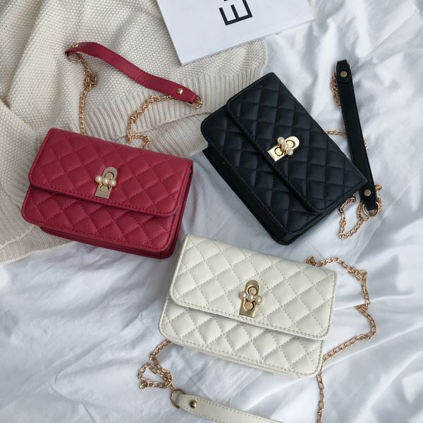 ins super fire small fragrance bag 2020 new fashion diamond wild chain shoulder bag female crossbody small square
ins super fire small fragrance bag 2020 new fashion diamond wild chain shoulder bag female crossbody small square