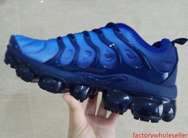 nik tn plus men women designer shoes black speed red white game royal anthracite ultra white black running shoes sneakers 36-45 with box 
nik tn plus men women designer shoes black speed red white game royal anthracite ultra white black running shoes sneakers 36-45 with box