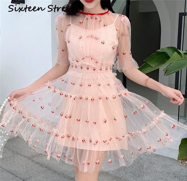 pink embroidery mesh dress 2020 new summer puff sleeve elastic waist show slim casual o neck mini dress female runway design, Black;gray
pink embroidery mesh dress 2020 new summer puff sleeve elastic waist show slim casual o neck mini dress female runway design, Black;gray
