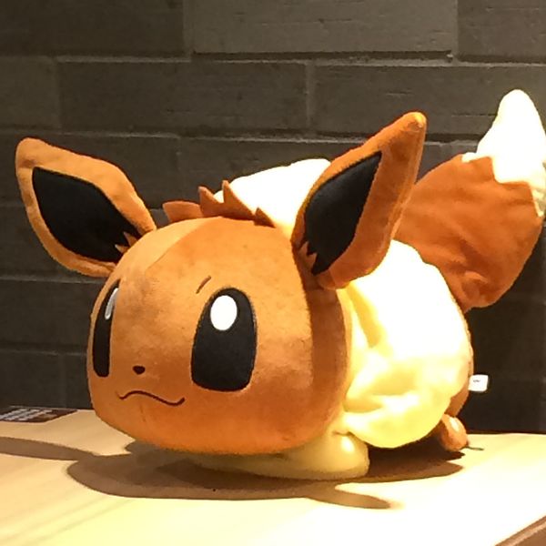 new 48cm eevee plush anime brinquedos eevee cute stuffed soft pillow positive energy good quality halloween christmas gift kid
new 48cm eevee plush anime brinquedos eevee cute stuffed soft pillow positive energy good quality halloween christmas gift kid