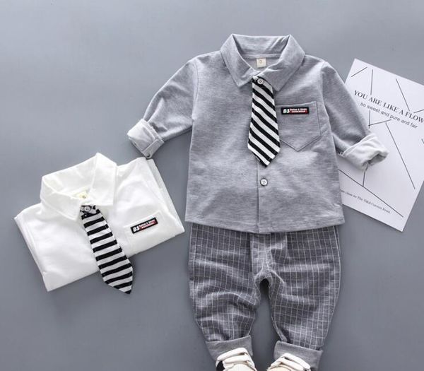 autumn newborn baby boys clothes sets fashion suit shirt +tie+ pants baby boys outside wedding party birthday suit tuxedo sets, White
autumn newborn baby boys clothes sets fashion suit shirt +tie+ pants baby boys outside wedding party birthday suit tuxedo sets, White
