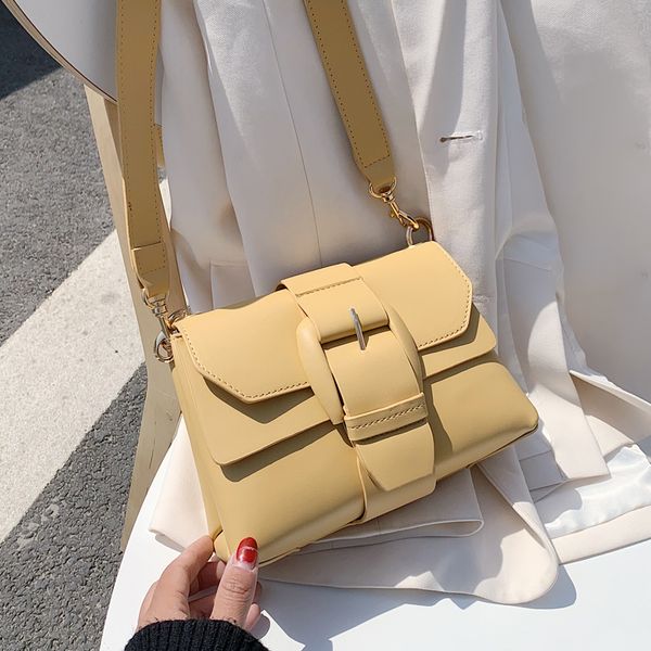 new original design fashion square bag shoulder bag & elegant buckle texture crossbody width 22cm height 14cm thickness 8cm
new original design fashion square bag shoulder bag & elegant buckle texture crossbody width 22cm height 14cm thickness 8cm