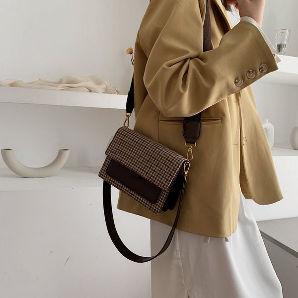 2019 fund woman plover case collision small square package single shoulder bag ins wind skew concise crossbody bags for women
2019 fund woman plover case collision small square package single shoulder bag ins wind skew concise crossbody bags for women