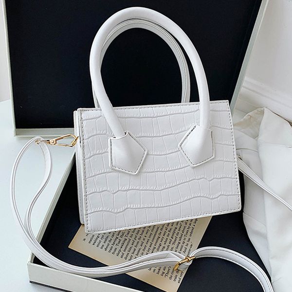 luxury pu leather women handbag 2020 summer crossbody bags fashion summer simple shoulder bags small square bag
luxury pu leather women handbag 2020 summer crossbody bags fashion summer simple shoulder bags small square bag