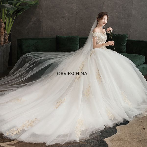 designer's wedding dress 2020 new one-character wedding dress long bridal gown, Black;white
designer's wedding dress 2020 new one-character wedding dress long bridal gown, Black;white