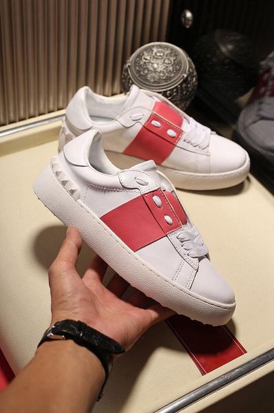 new luxury designer mens shoes assorted colors series fashion non-slip low-casual shoes flat jogging low shoes white size 38-45, Black
new luxury designer mens shoes assorted colors series fashion non-slip low-casual shoes flat jogging low shoes white size 38-45, Black