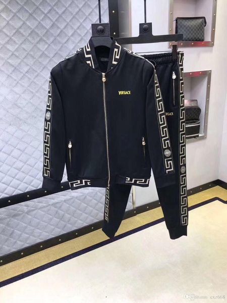 Roupas de trilhas hsqll33
Roupas de trilhas hsqll33