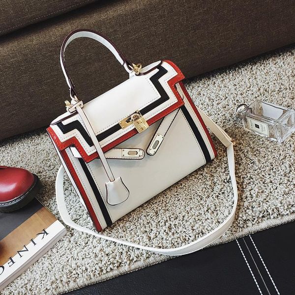 pop fashion shoulder bags women handbag pu leather lady crossbody striped fashion business trumpet female bag messenger bags
pop fashion shoulder bags women handbag pu leather lady crossbody striped fashion business trumpet female bag messenger bags