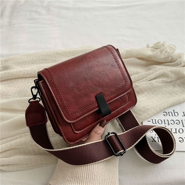 original design 2020 fashion new design small bag women's bag shoulder messenger fashion net red small square
original design 2020 fashion new design small bag women's bag shoulder messenger fashion net red small square