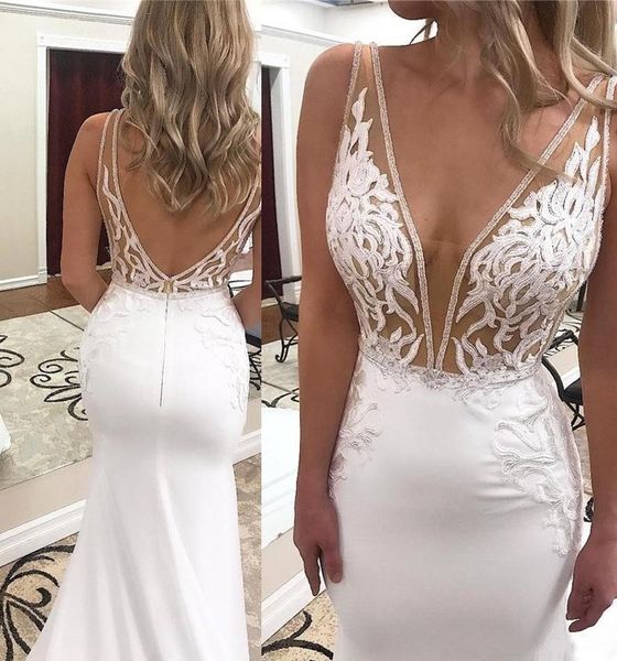 2020 v neck mermaid wedding dresses see through lace floral applique bridal dress plus size backless wedding gowns, White
2020 v neck mermaid wedding dresses see through lace floral applique bridal dress plus size backless wedding gowns, White