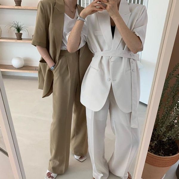 мода лето женщин blazer костюм эпикировка 2020 belted негабаритных long blazer женского + повседневный wide leg pant корейского 2 шт набора, White;black
мода лето женщин blazer костюм эпикировка 2020 belted негабаритных long blazer женского + повседневный wide leg pant корейского 2 шт набора, White;black