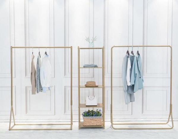 landing coat hanger bedroom furniture custom color golden clothing racks in cloth stores simple display of men's and women's cloth
landing coat hanger bedroom furniture custom color golden clothing racks in cloth stores simple display of men's and women's cloth