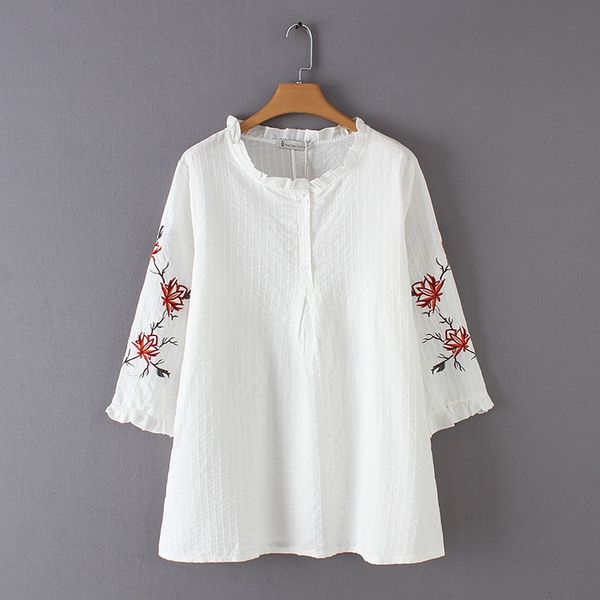 cotton linen embroidery shirt blouse women new spring summer three quarter sleeve white ruffles blouse shirt ladies o neck blusa
cotton linen embroidery shirt blouse women new spring summer three quarter sleeve white ruffles blouse shirt ladies o neck blusa